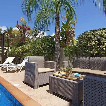 Nissi Adamite Holiday home